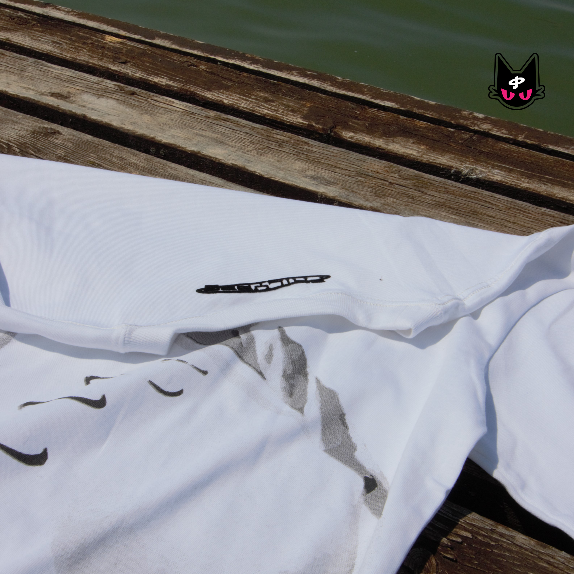 T-Shirt out of cotton